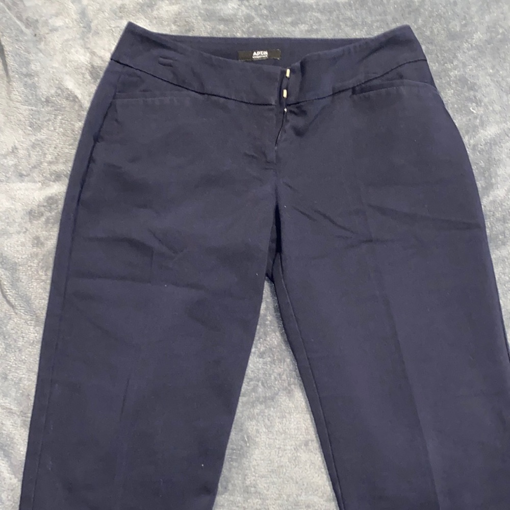 Capri style press pants navy blue- size 4